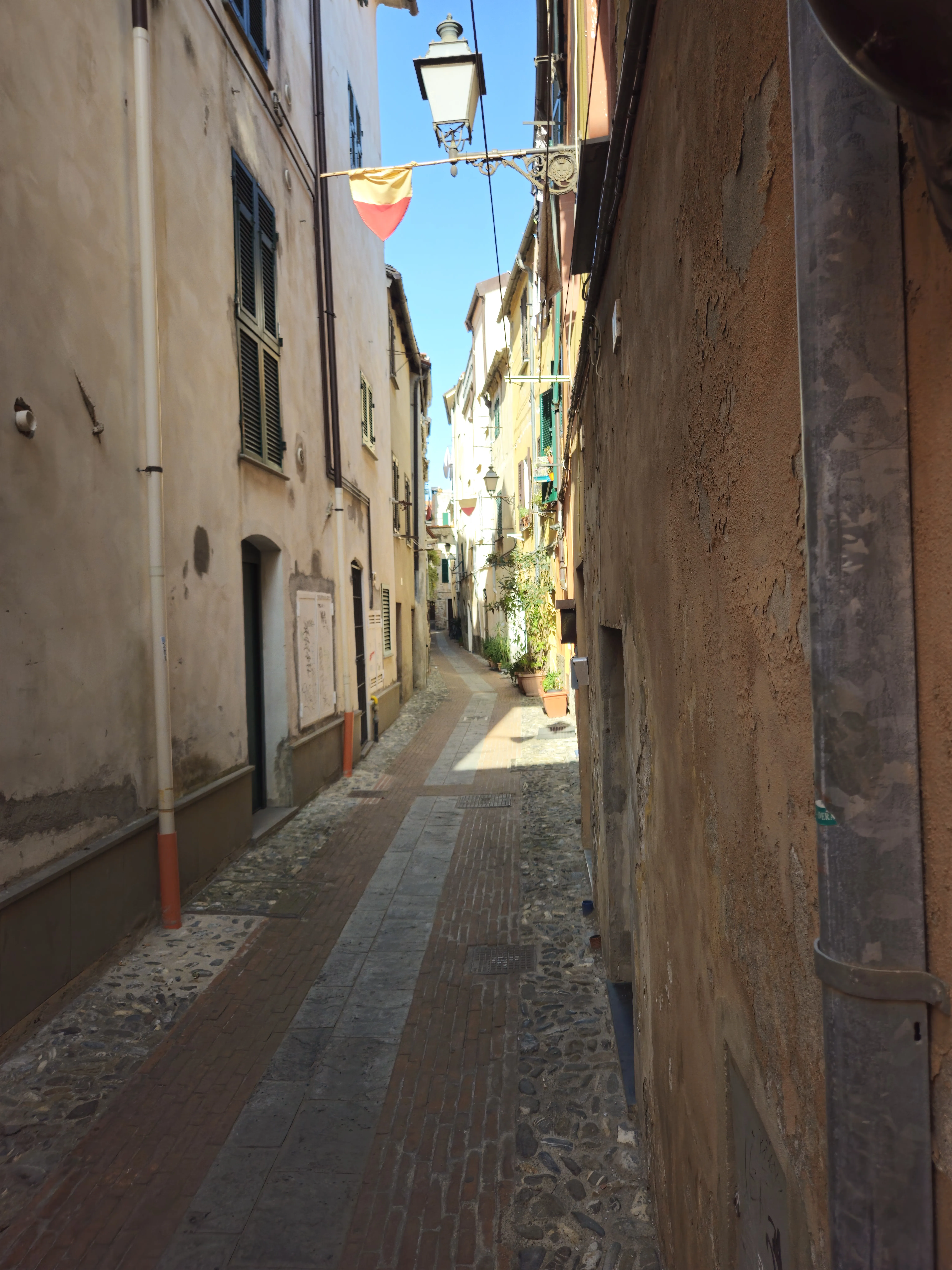 Albenga street view 6